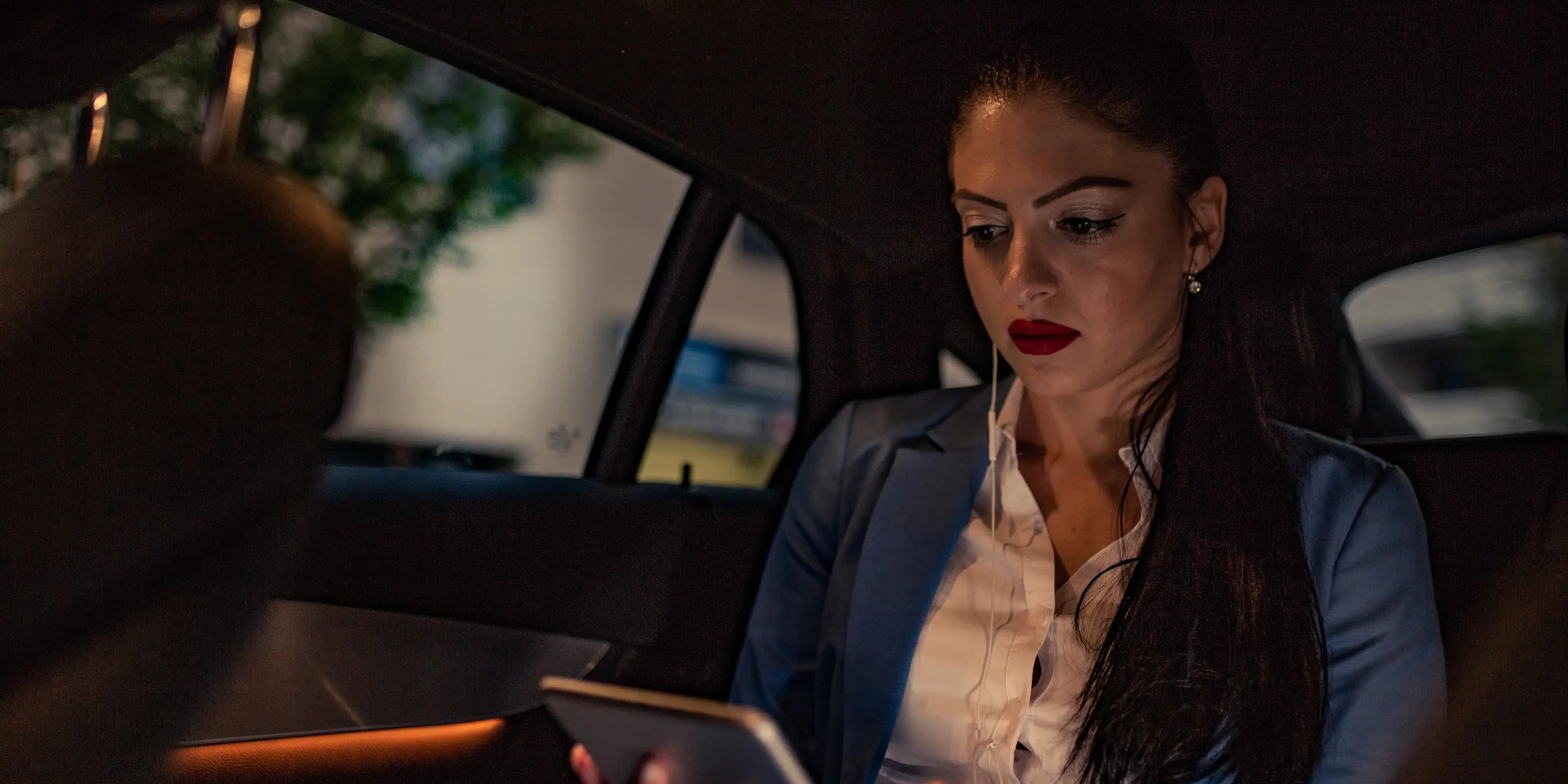 KitzRide Kontakt – Premium Chauffeur-Service Kitzbühel